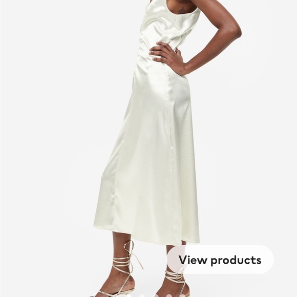 H&M Crème Satin Dress - Picture 4 of 5